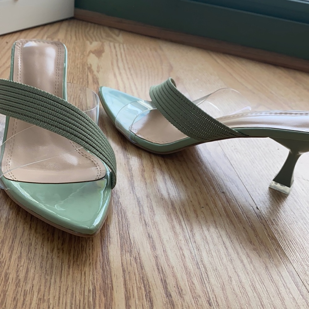 Pastel green heeled sandal